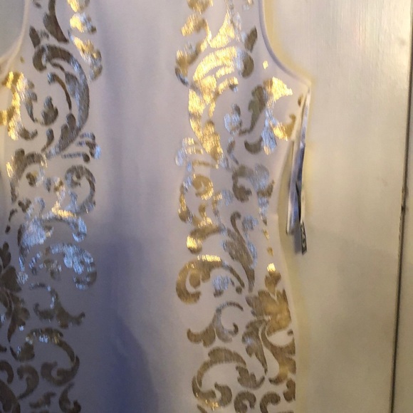 Dress - Picture 4 of 4